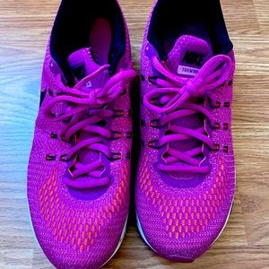 Used Women’s Nikes